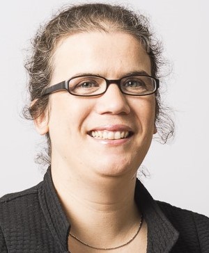 Montserrat Varela Navarro, Spanisch, Katalanisch, Deutsch, Englisch