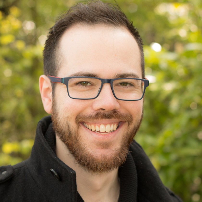 Jan-Hendrik Strotmann, Deutsch, Englisch, Niederländisch, Französisch, Spanisch, Schwedisch